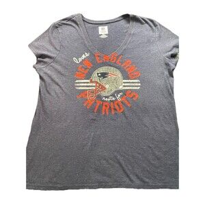 New England Patriots top women’s extra-large blue NFL team apparel V-Neck XL
